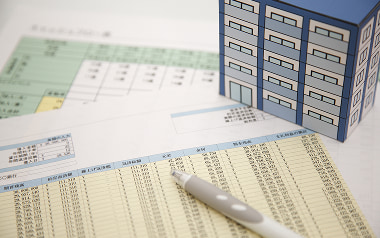 長期的な安定を目指し、金融機関の視点を取り入れたアパート経営の事業計画。